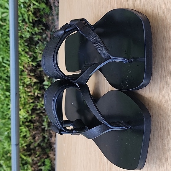 Allsaints Bayley Black Leather Sandals Size 8 - Picture 2 of 9